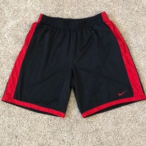 Men’s Nike black and red athletic shorts XL